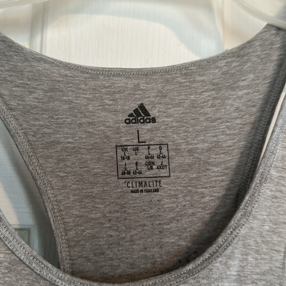 Adidas grey women’s tank size large - Picture 3 of 4